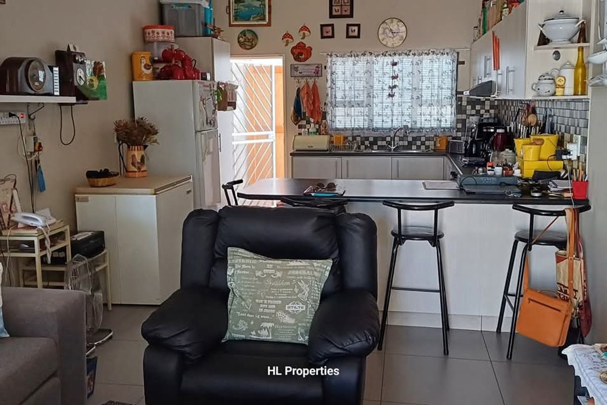 This unit stands completely on its own with own entrance. - Photo 5