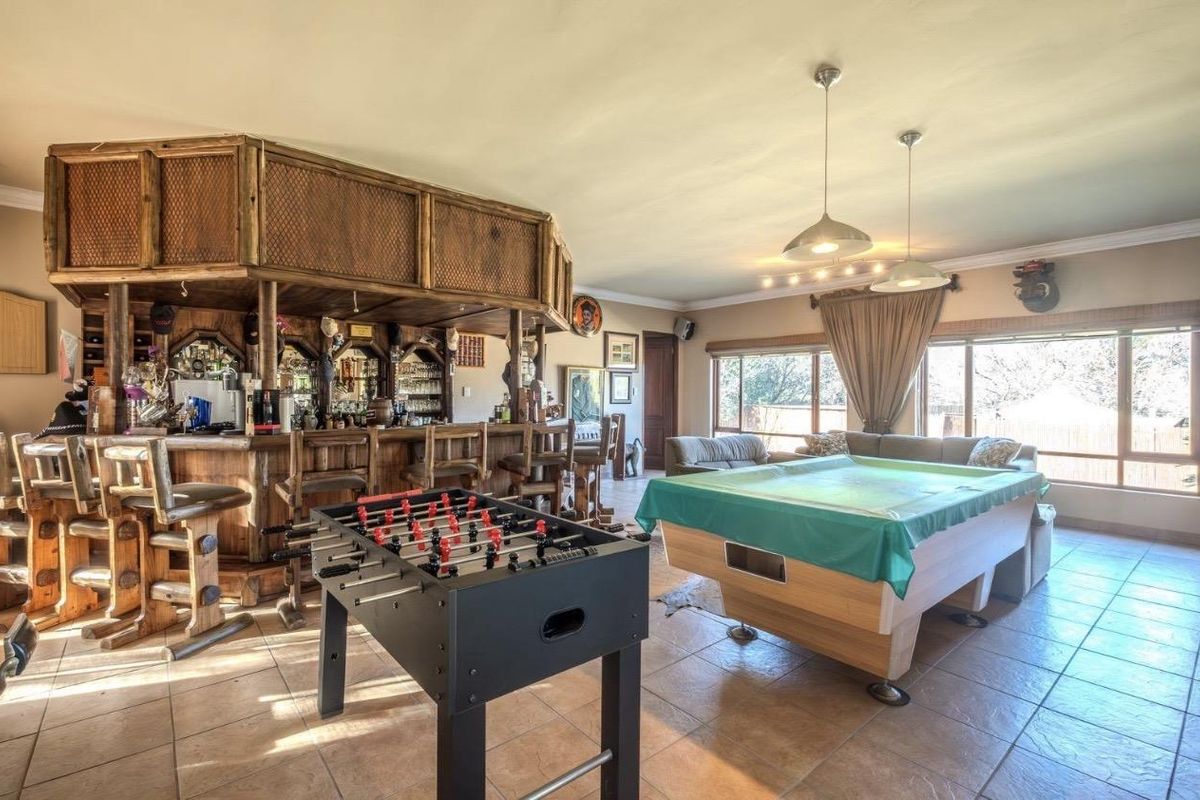 Refined Luxury Country Living with Exceptional Development Potential in Pretoria East - Photo 3