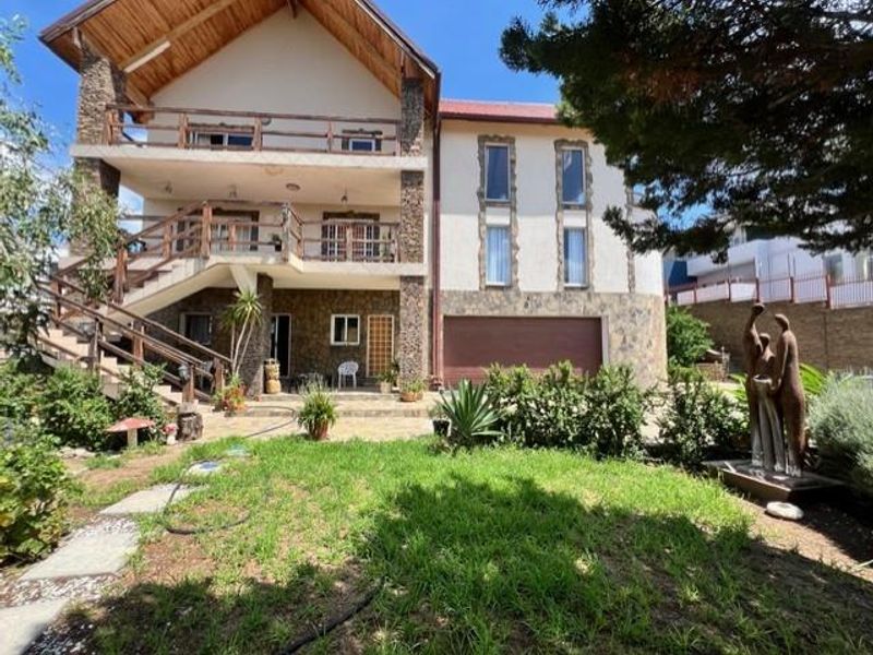 7 Bedroom House FOR SALE in Auasblick - Photo 8