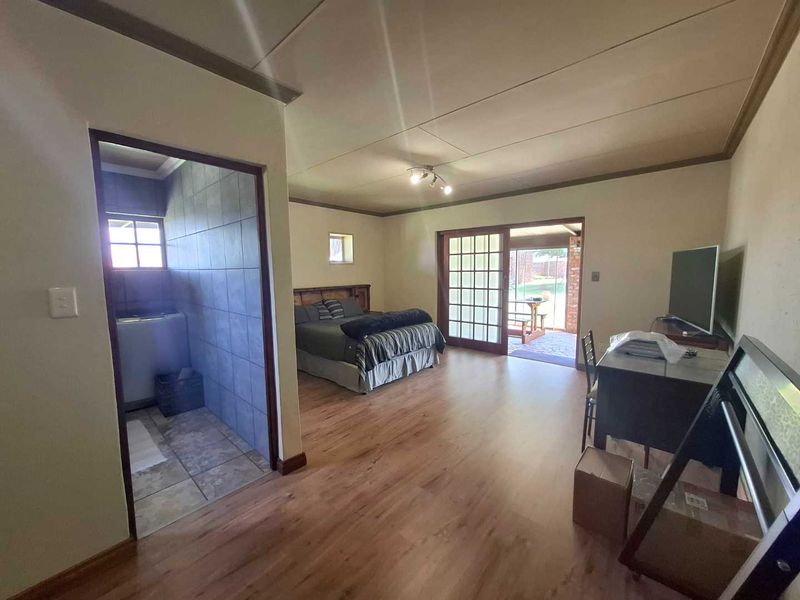 Country Living At Its Best! - Photo 9