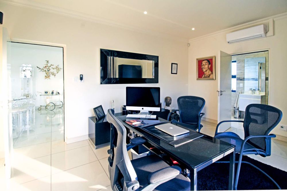 Guest En-suite Bedroom/Office