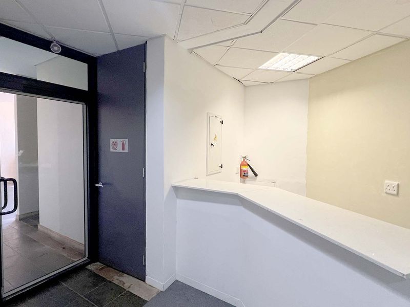 SPACIOUS OFFICES AT A GREAT ADDRESS - Photo 9