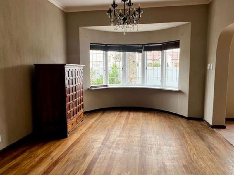 3 Bedrooms House To Rent in Lagoon - Photo 2