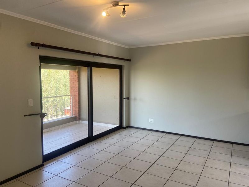 Lovely investment unit - Photo 4