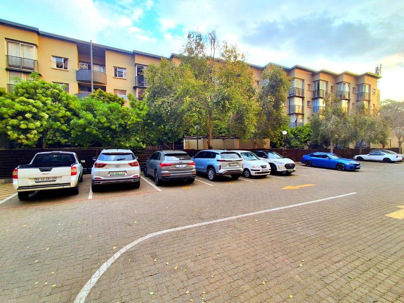 Incredible investment opportunity! - Photo 1