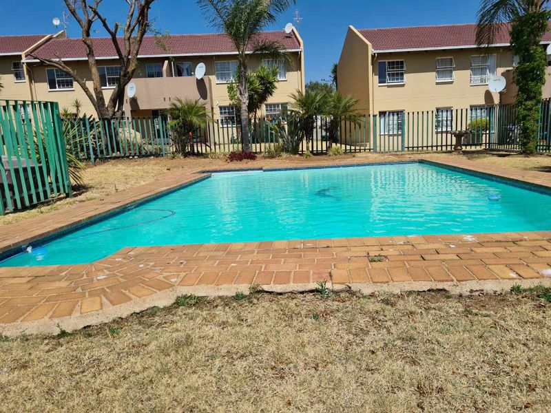 Your New 2BR Home Awaits – Secure, Stylish, and Central! - Photo 9