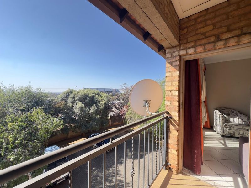 1 Bedroom Apartment With A Balcony - Photo 10
