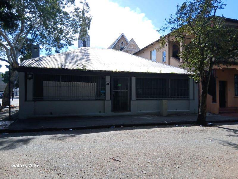 Prime Student Accommodation for Sale in Central, Gqeberha – R1,400,000 - Photo 3