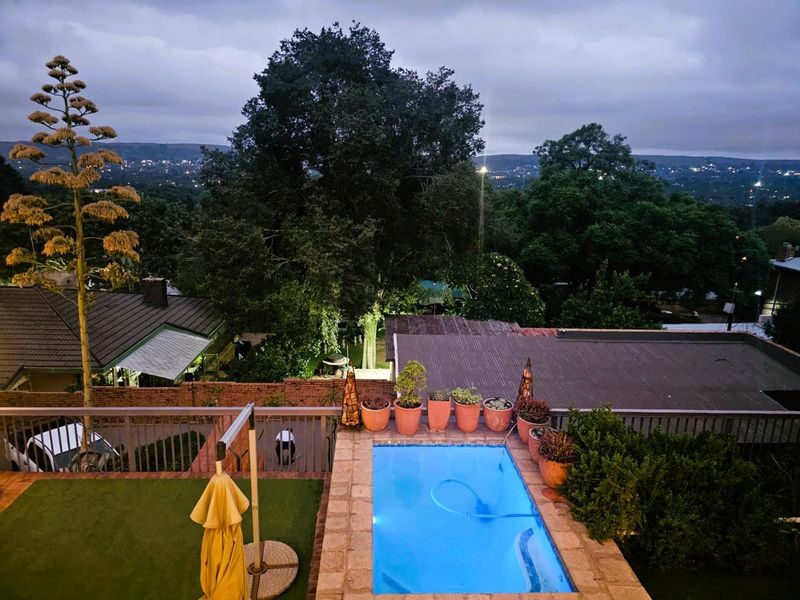 Pierneef Ridge – Modern Masterpiece with Stunning View Over the Moot - Photo 5