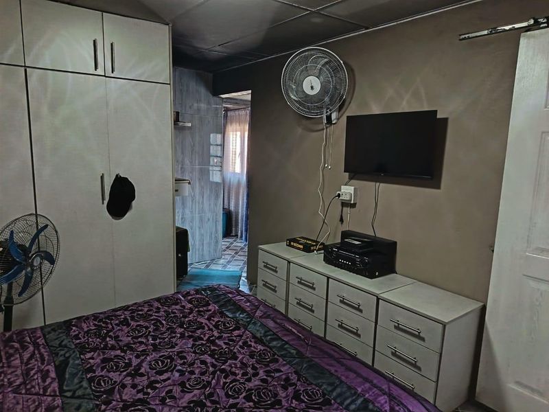 3 Bedroom House for sale in Motford - Photo 7