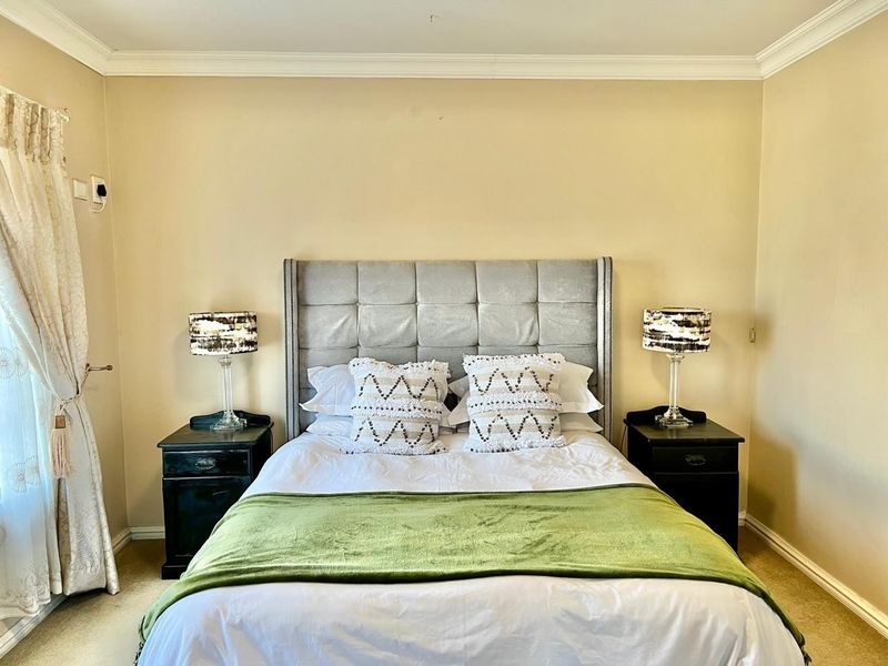 Exclusive Address in The Wolds-Luxury Security Complex Living - Photo 9