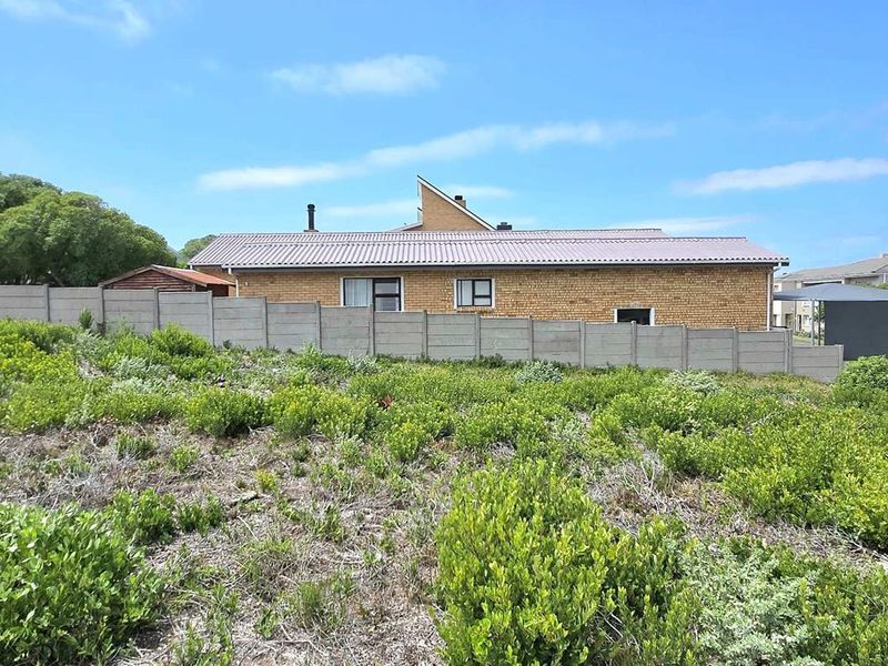 Prime Vacant Land in Franskraal with Sea Views Near Coastline and Amenities - Photo 6