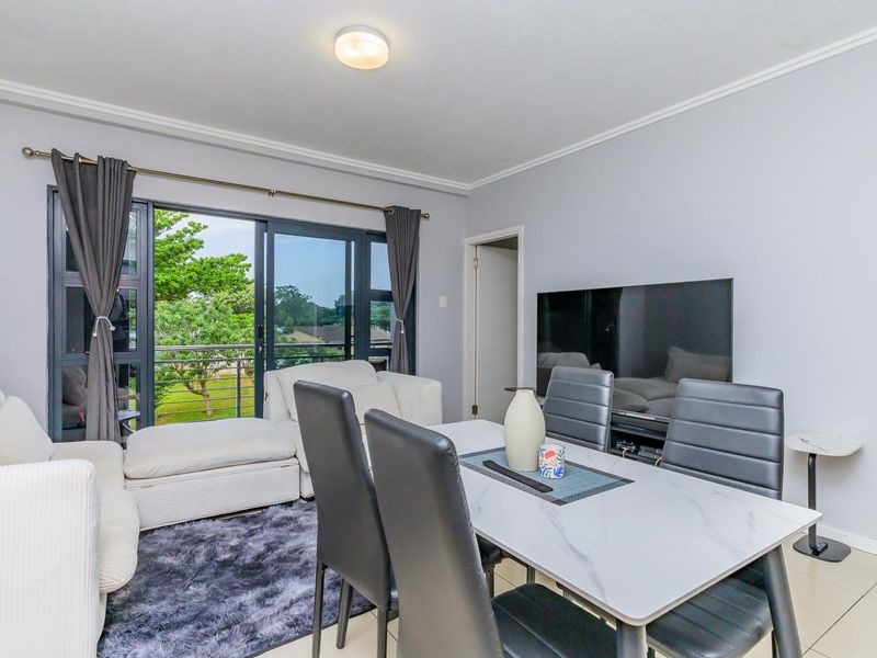 Hendra - Modern 2-Bed, 2-Bath Apartment in The Zen — Prime Umhlanga Ridge Living - Photo 4