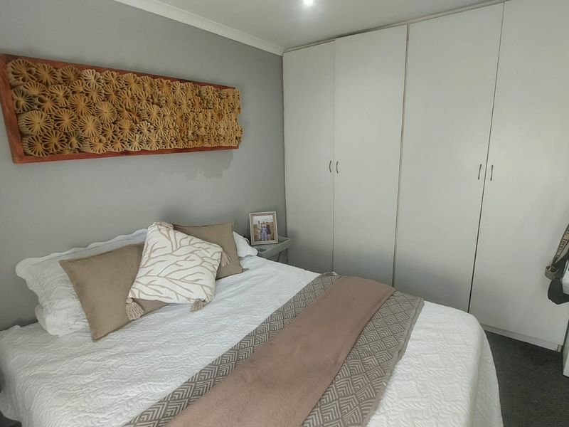 Spacious Open-Plan Living in Verwoerdpark – Ideal Starter Home - Photo 9