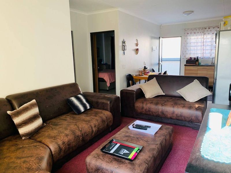 For Sale: Charming Apartment in Walvis Bay Central Area - Spring Court - Photo 5