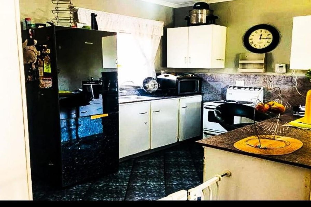 Simplex Townhouse - Photo 4