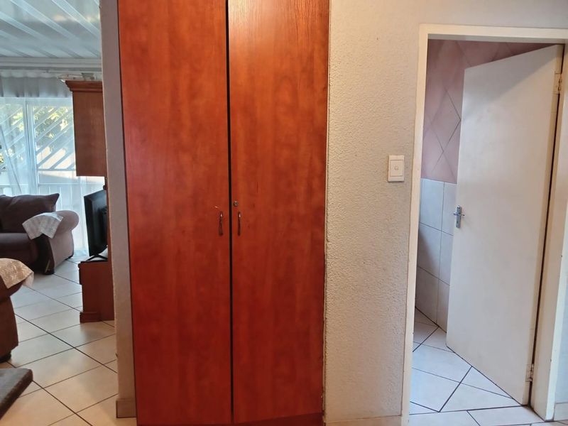 3 Bedroom Townhouse For Sale in Winternest Akasia - Photo 10
