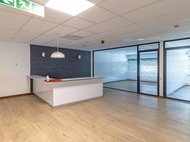 AAA-Grade 4-Star Green Star Office Space To Let - Photo 6