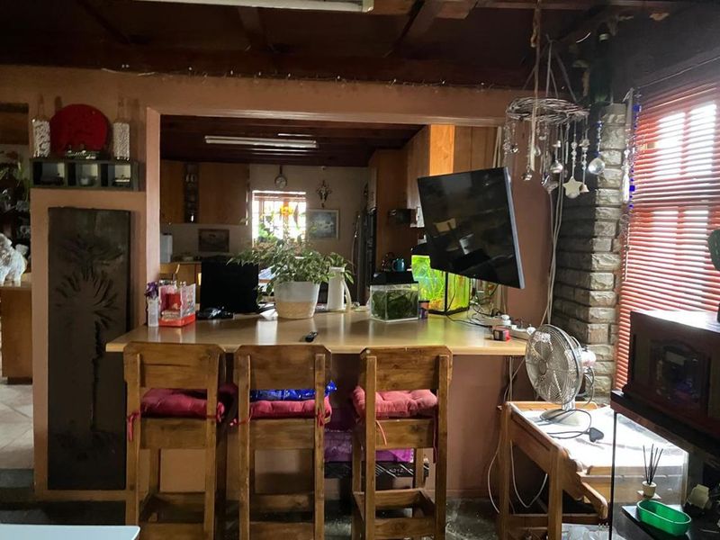 3 Bedroom House with 2 Bedroom Flatlet in Vineta - Photo 7
