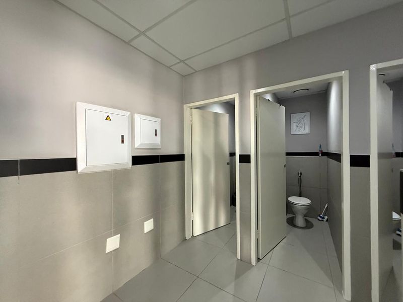 Prime Commercial Space Available for Rent in Pine Park - Photo 4