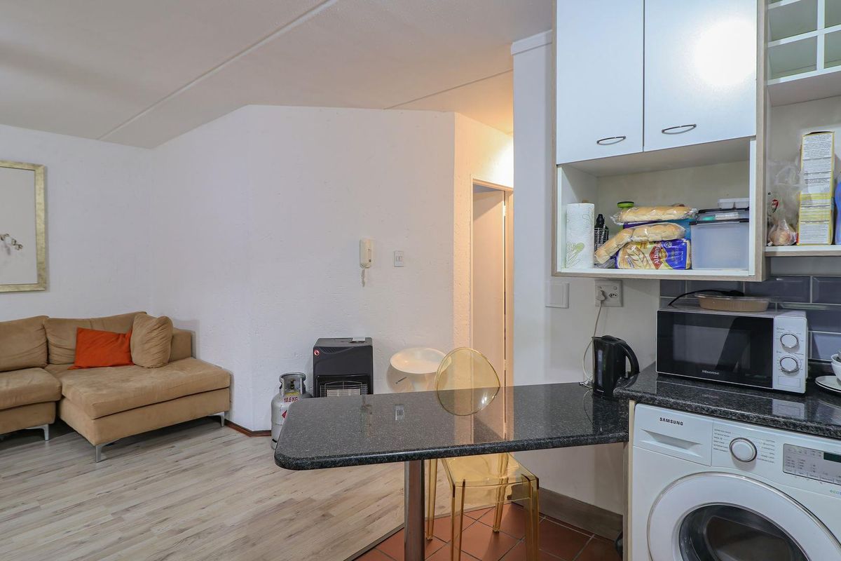 Morningside Hills Gem: Relax in Serenity - Photo 5