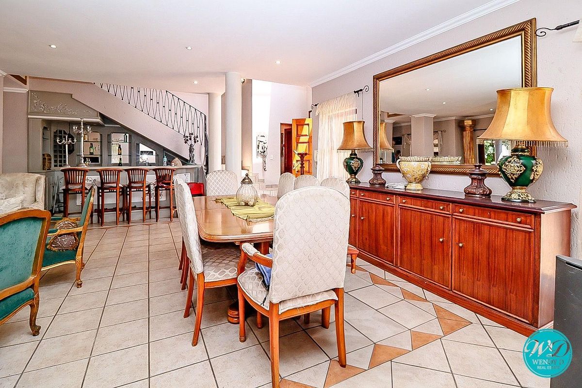 Secure and Well Maintained Cluster Home in Road Closure! - Photo 5