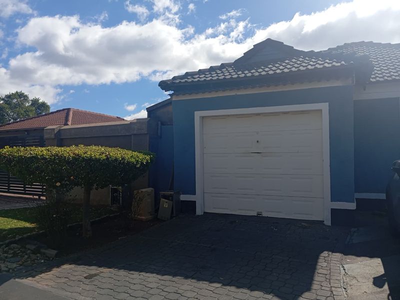 Family Home for sale - Photo 3