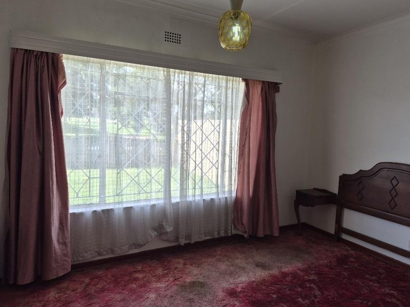 Large family home - Photo 10