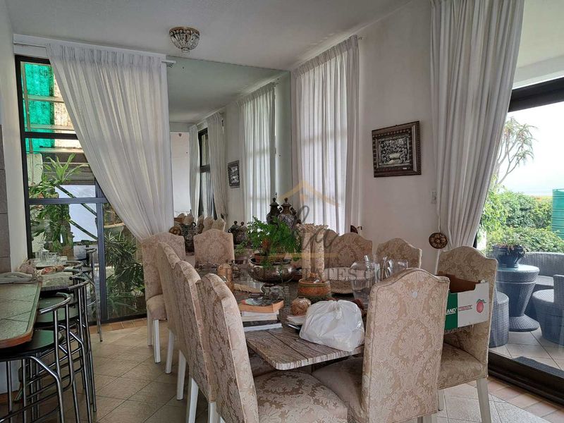 Expansive Lagoon front family home for sale in Walvis Bay for N$ 17 mil - Photo 2