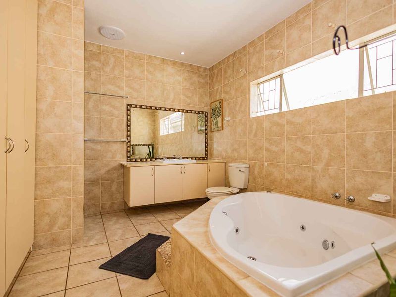 La Bella Vida Self Catering Apartments - Photo 6