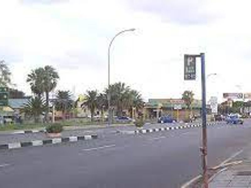 PRIME LOCATION VACANT LAND FOR SALE - Photo 2