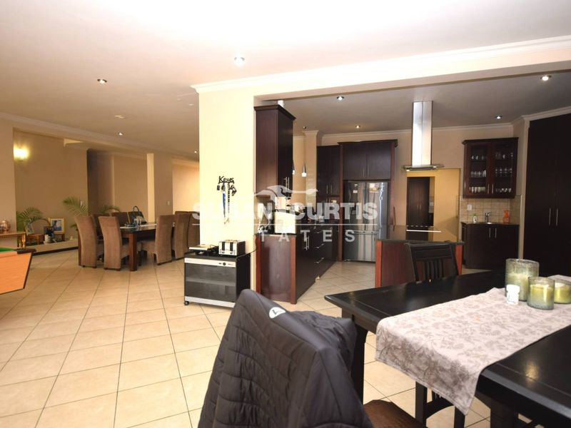 Executive Mansion - Photo 6