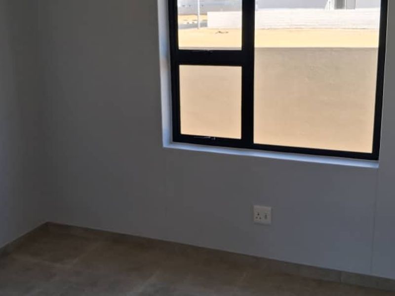 Your Perfect Family Home In Mile 4 - Photo 9