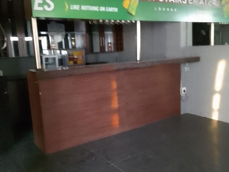 Investment Opportunity – Fully Equipped Tavern for Sale in Mfuleni | R1,350,000 - Photo 8