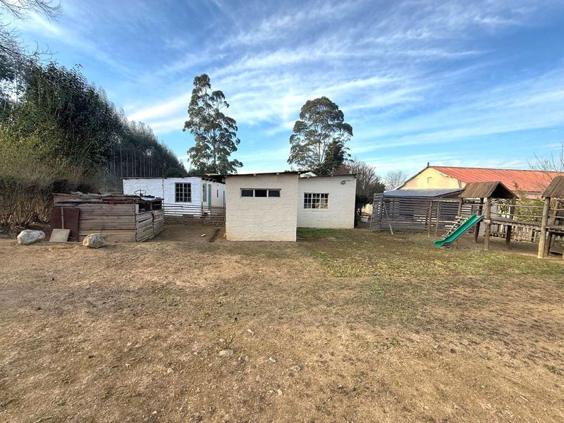 INCOME- GENERATING 2.2 HECTARES SMALLHOLDING IN DARGLE/ KZN MIDLANDS - Photo 8