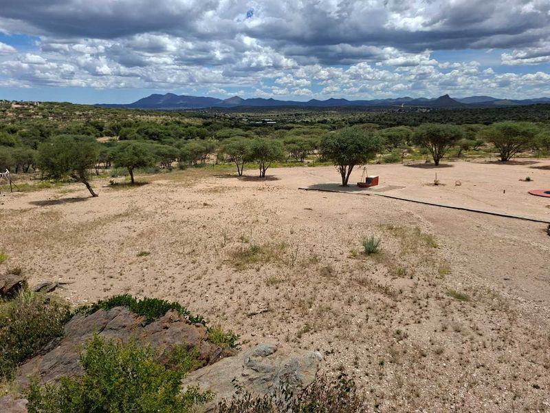 Escape the city hustle and embrace country living just 40 km from Windhoek! - Photo 6