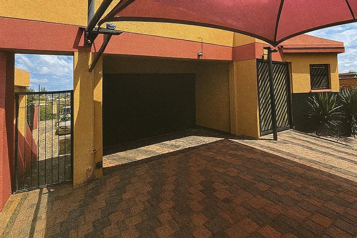 SINGLE STOREY 3 BEDROOM HOUSE FOR SALE IN DORADO PARK - Photo 4