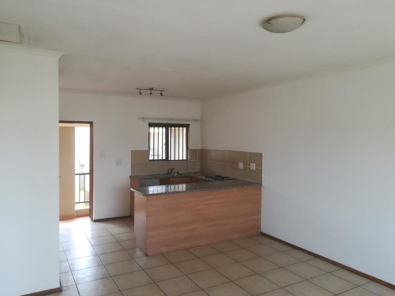 Welcome to this spacious 2-bedroom apartment, - Photo 5