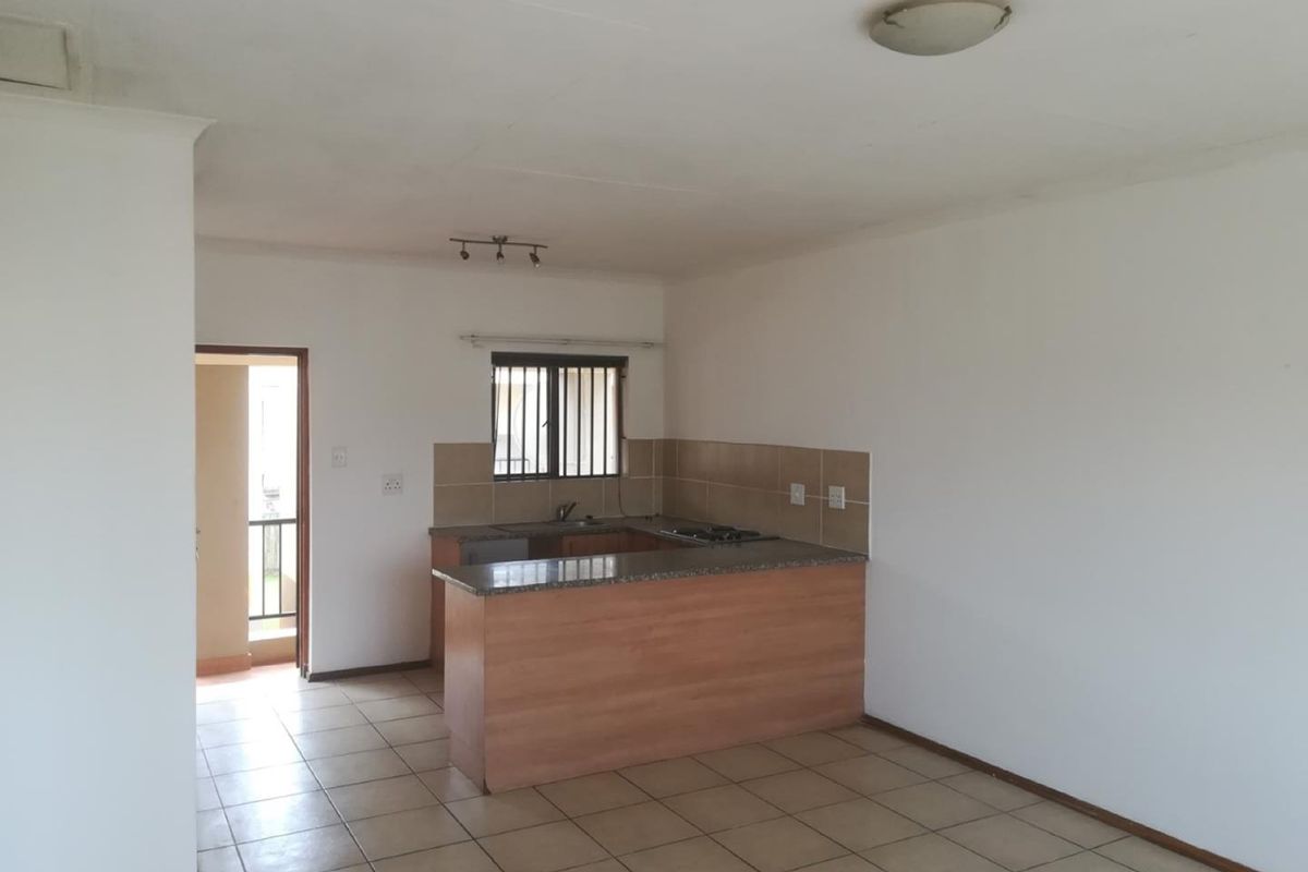 Welcome to this spacious 2-bedroom apartment, - Photo 5