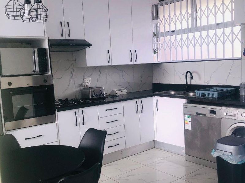 Fully Furnished Apartment to Let in Ballito - Photo 5