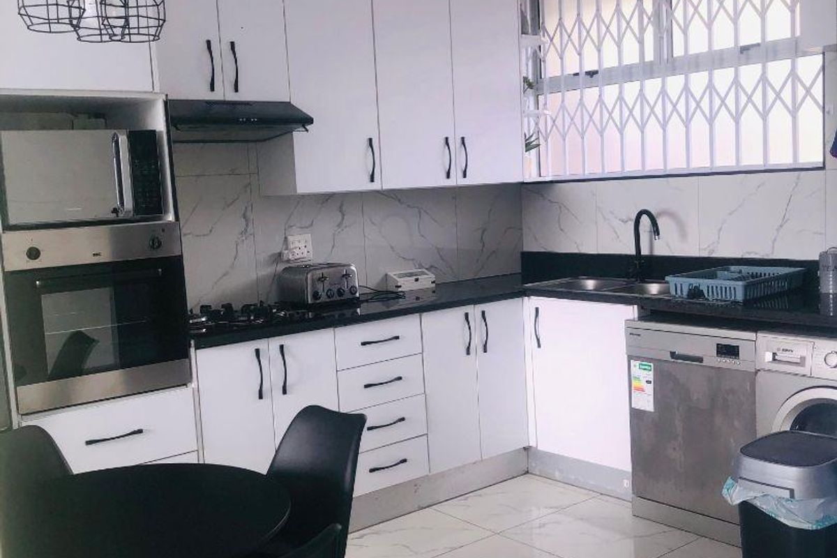 Fully Furnished Apartment to Let in Ballito - Photo 5