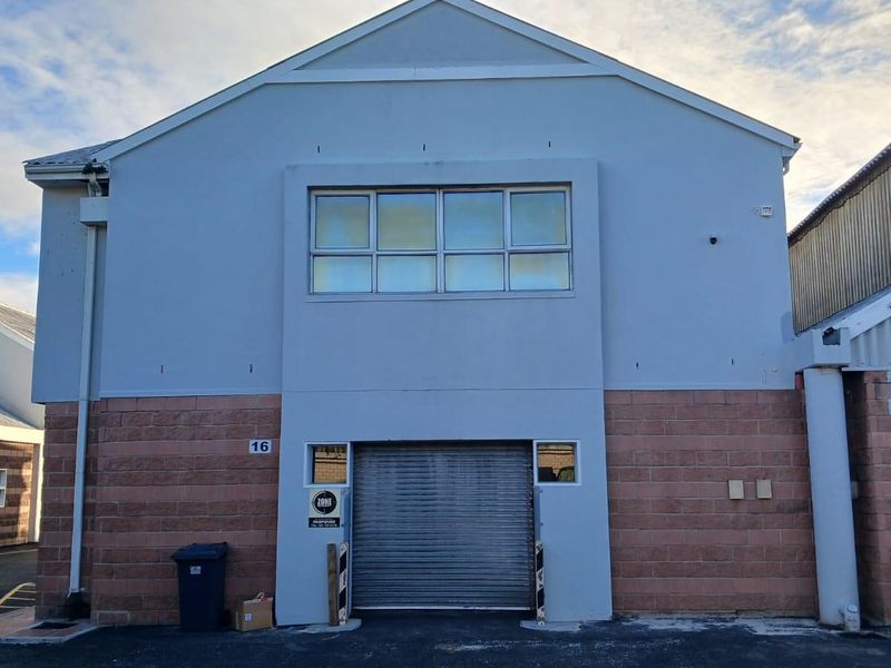 Well-Located Industrial Unit To Let in Royal Cape Park, Ottery - Photo 2