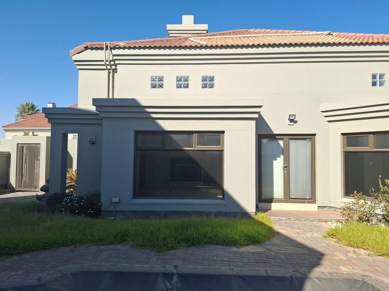 House For Sale – Meersig, Walvis Bay - Photo 5