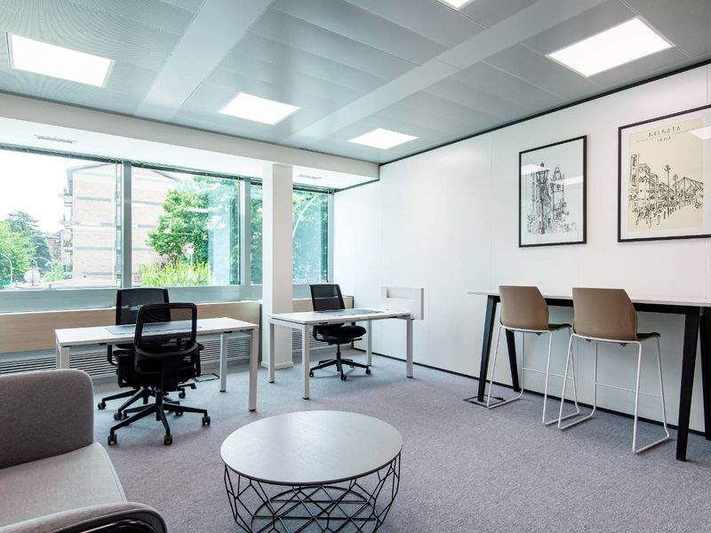 Serviced office space for 15 persons in Regus Eastlands Office Park - Photo 6