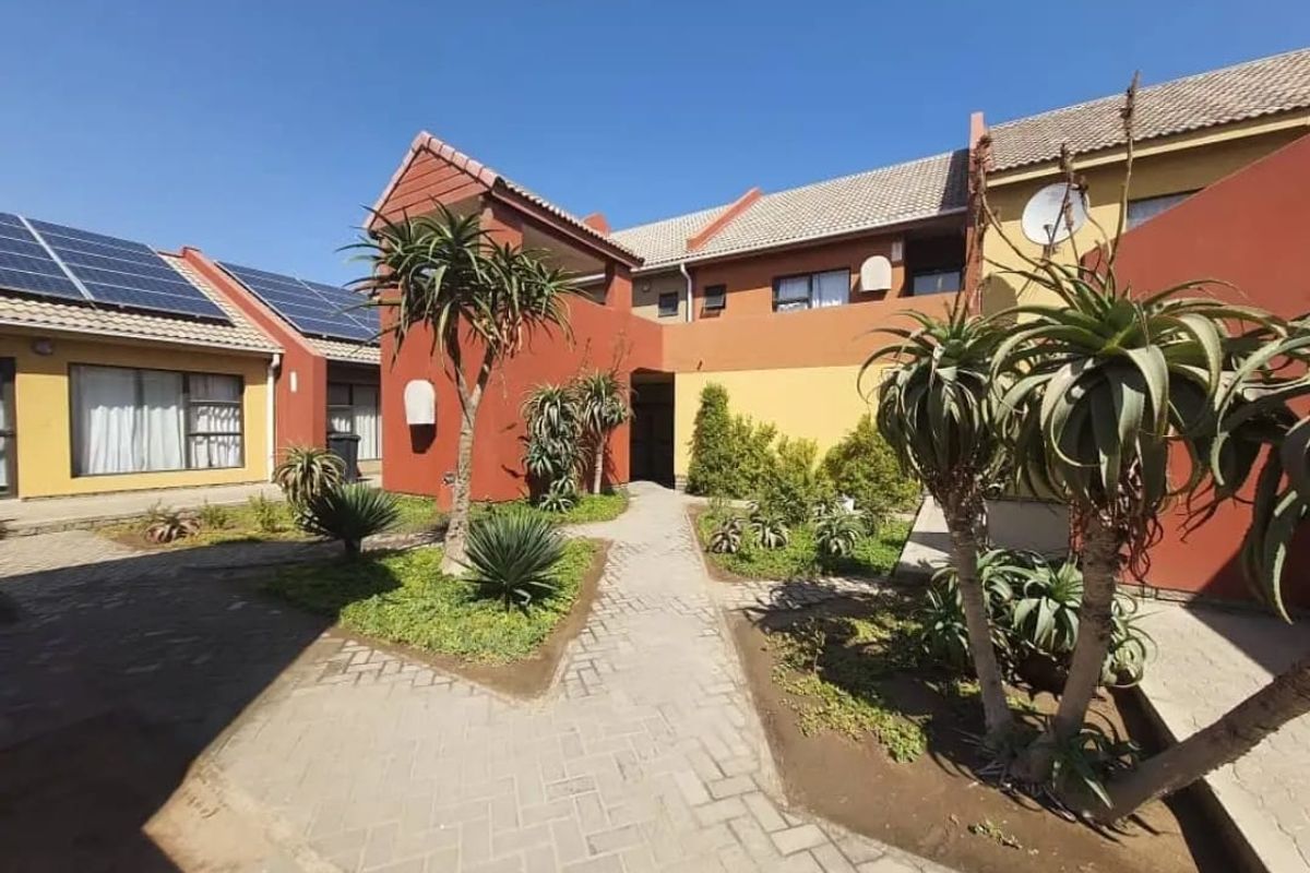 Apartment  & Shop for Sale - Dante Square - Swakopmund - Photo 5