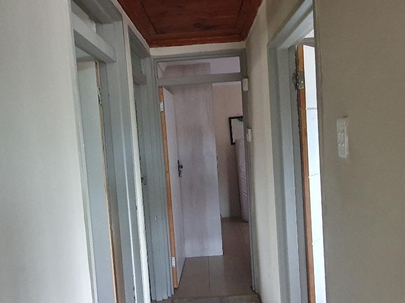 Brackenham Rental – Available 1 Dec 2025 - Photo 5