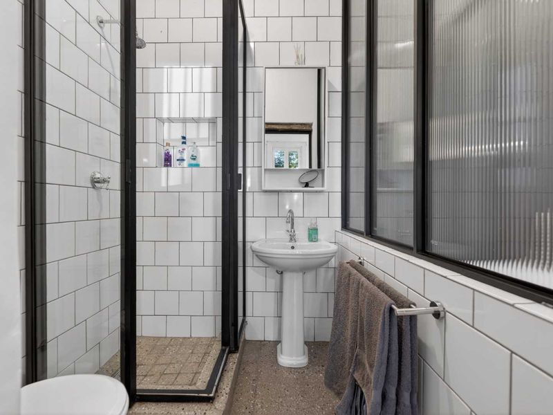 Victorian Charm Meets Strong Returns in Woodstock - Photo 5