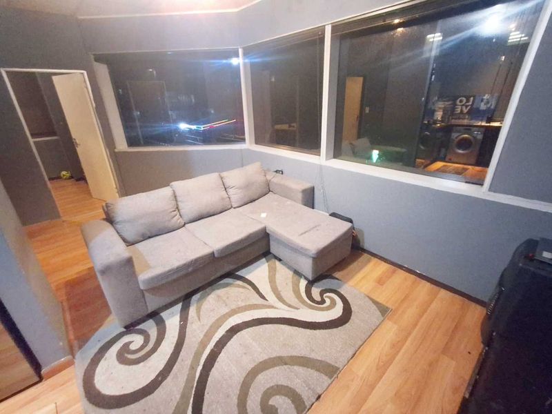 "Introducing the sensational charm of this one-bedroom apartment that perfectly blends style and practicality" - Photo 6