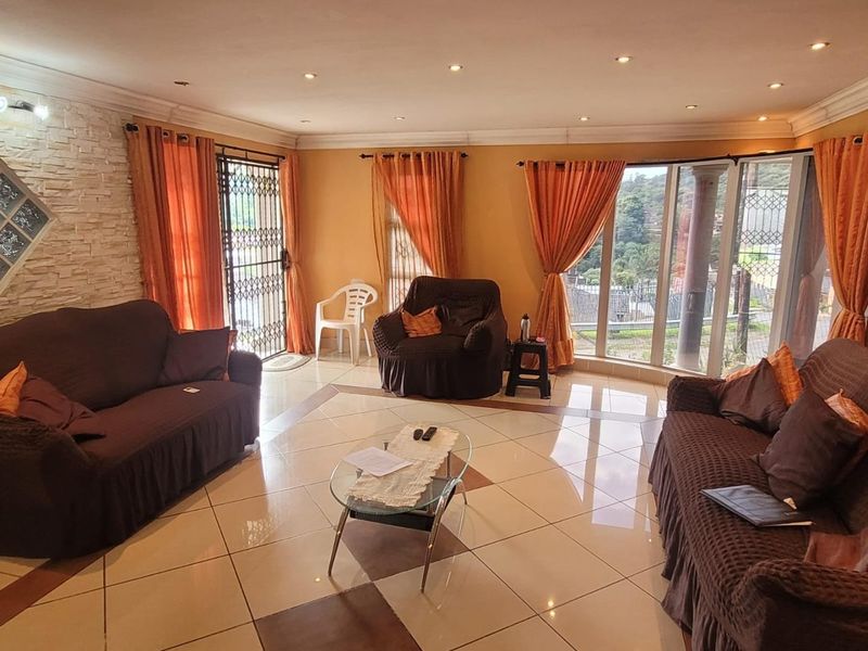 Cozy Buffels Bosch Home with Modern Kitchen and Secure Parking - Photo 2