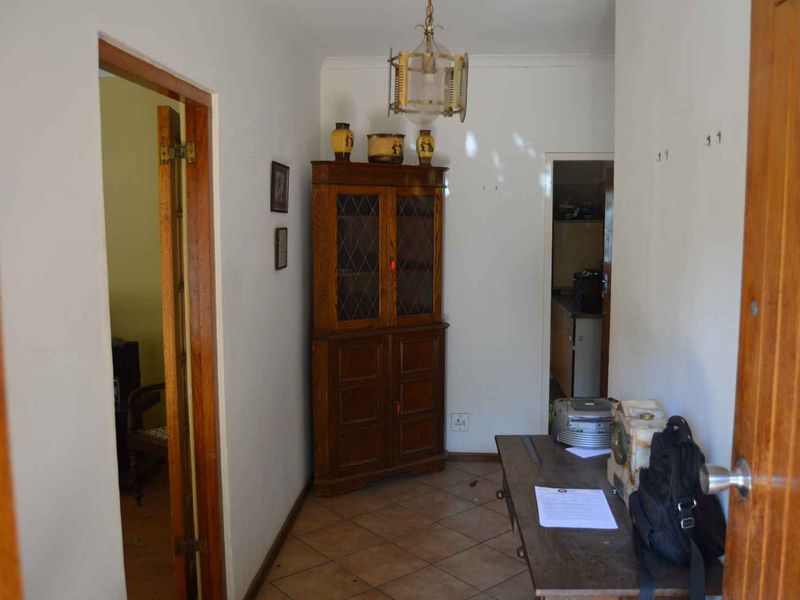 Four Bedroom Family Home in Brackendowns - Photo 6